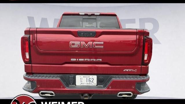 2023 GMC Sierra 1500 AT4