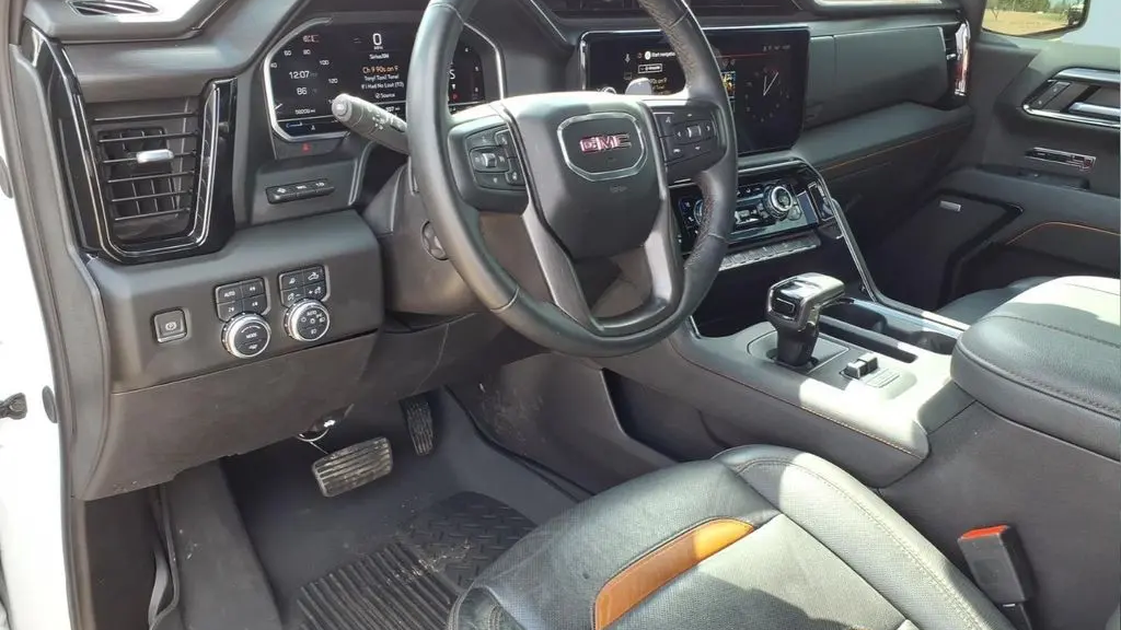2024 GMC Sierra 1500 AT4