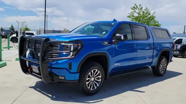 2023 GMC Sierra 1500 AT4
