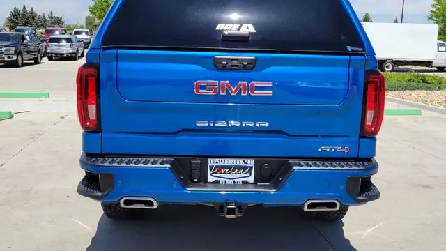 2023 GMC Sierra 1500 AT4
