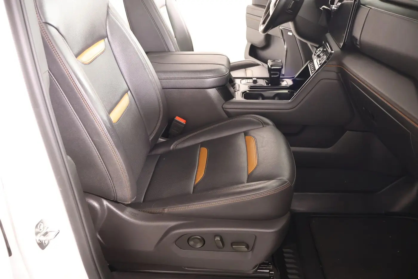 2025 GMC Sierra - $48,733