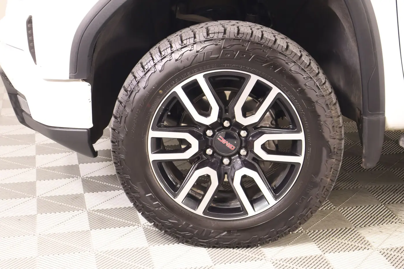 2025 GMC Sierra - $48,733