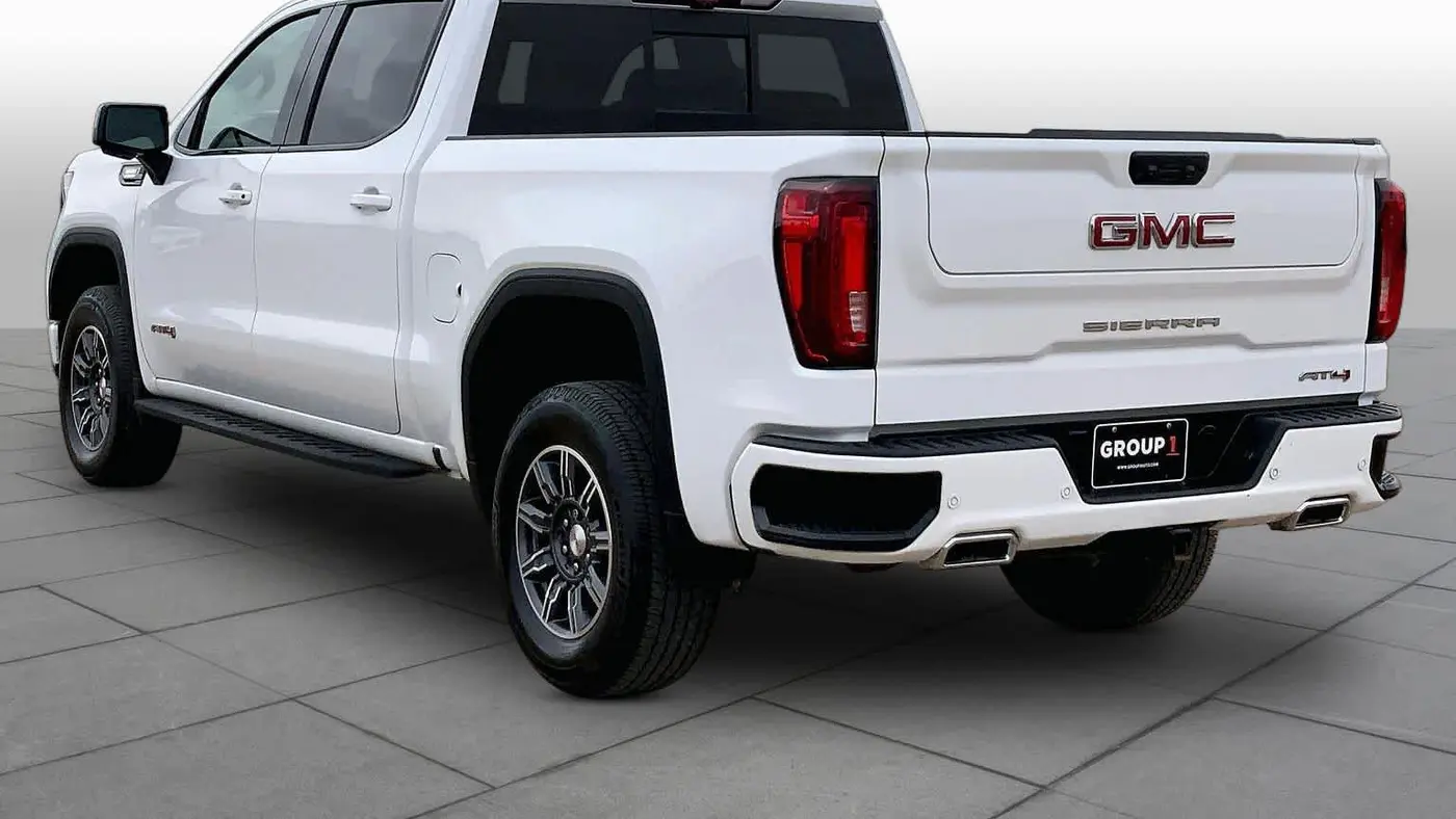 2024 GMC Sierra 1500 AT4