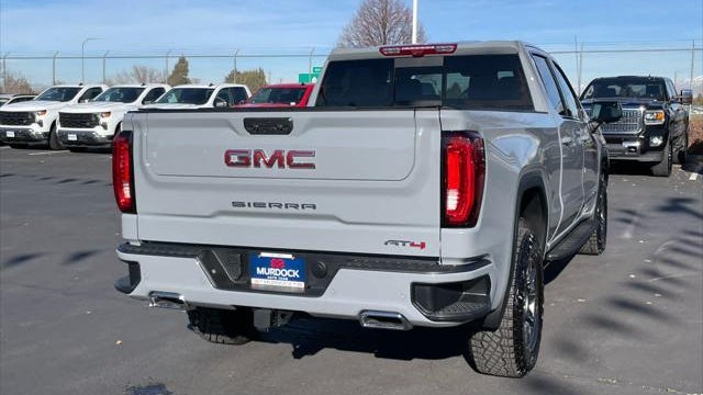 2025 GMC Sierra 1500 AT4