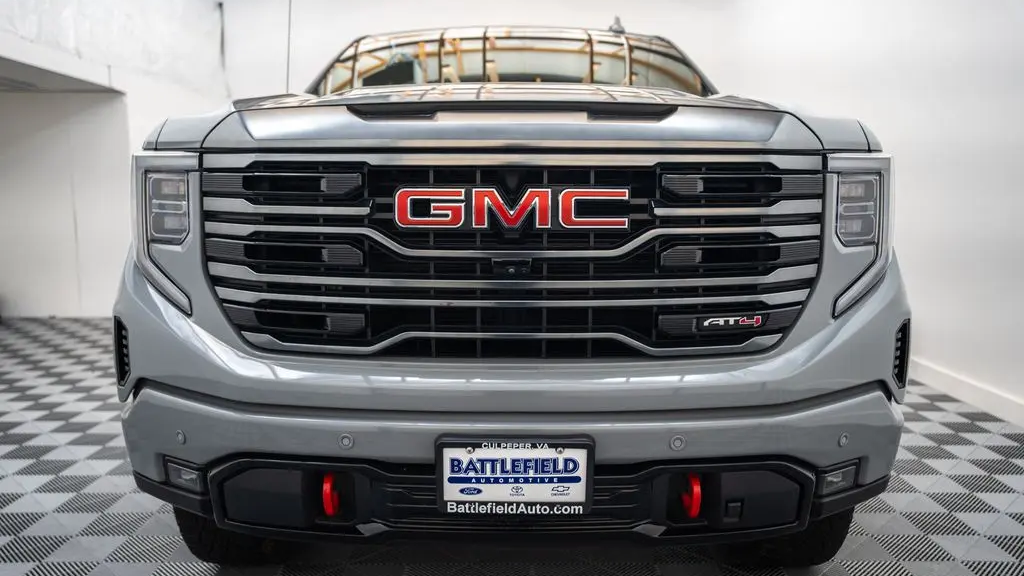 2024 GMC Sierra 1500 AT4