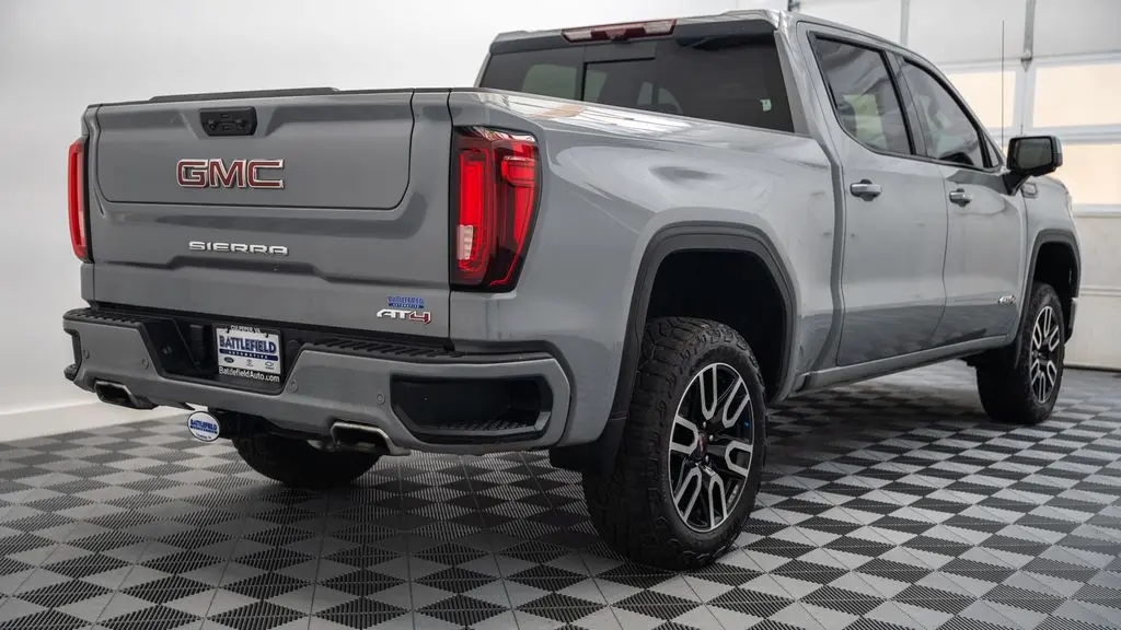2024 GMC Sierra 1500 AT4