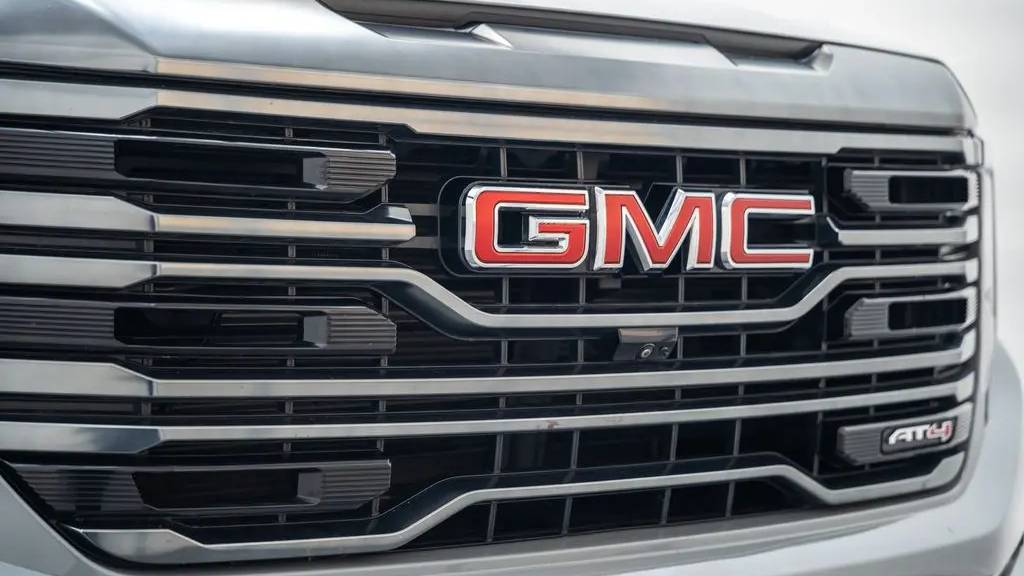 2024 GMC Sierra 1500 AT4