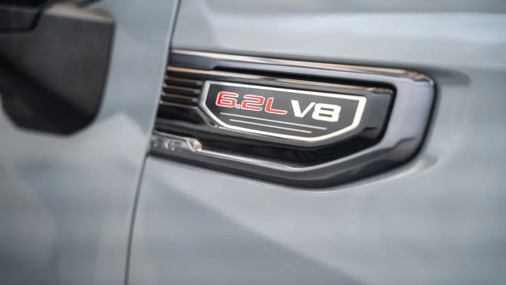 2024 GMC Sierra 1500 AT4
