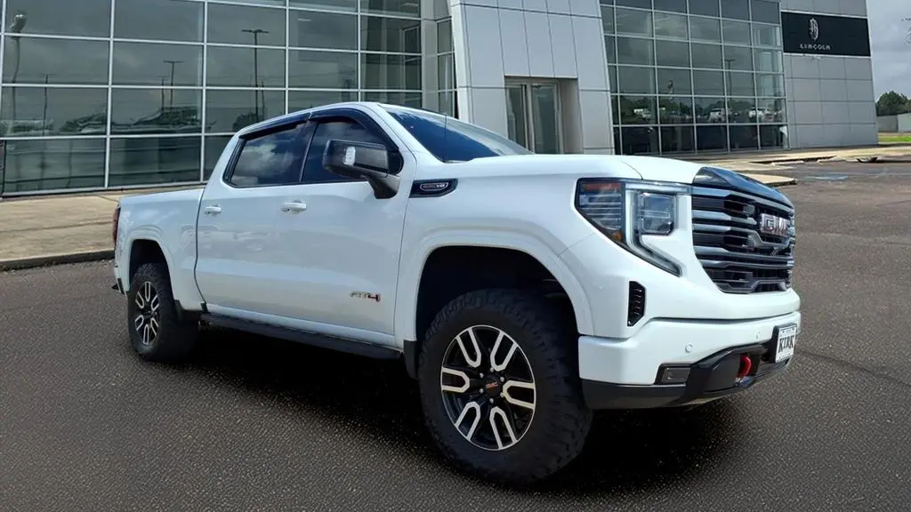2025 GMC Sierra 1500 AT4