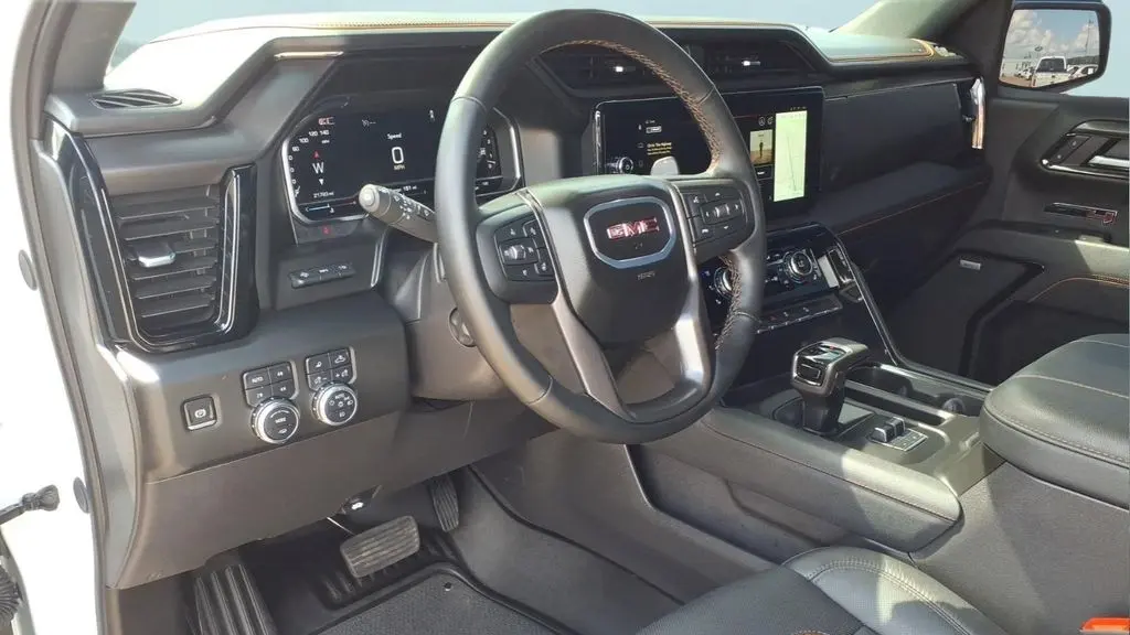 2025 GMC Sierra 1500 AT4
