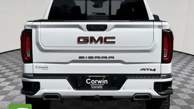 2024 GMC Sierra 1500 AT4
