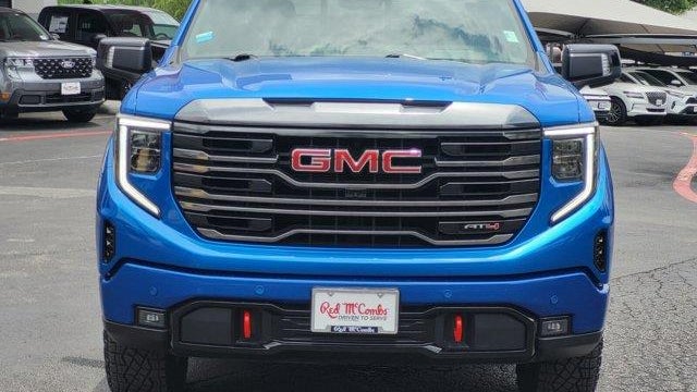 2024 GMC Sierra 1500 AT4