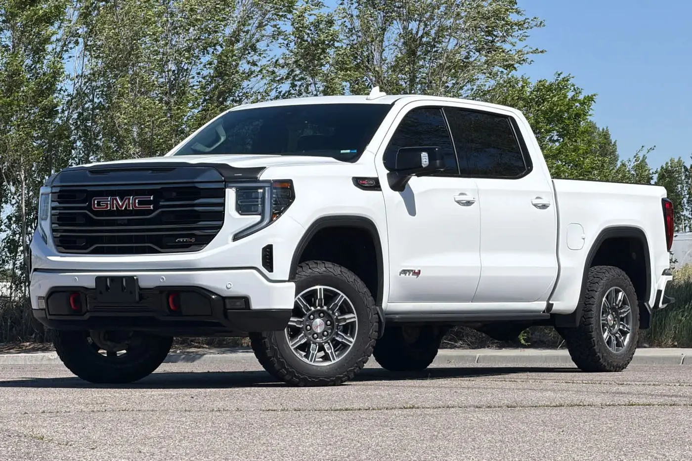 2024 GMC Sierra