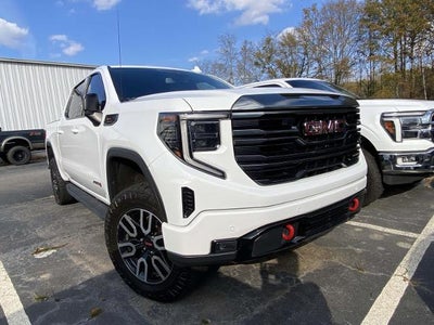 2023 GMC Sierra 1500 4X4 AT4 4DR Crew Cab 5.8 FT. SB