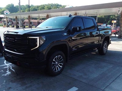 2022 GMC Sierra 1500 4X4 AT4 4DR Crew Cab 5.8 FT. SB