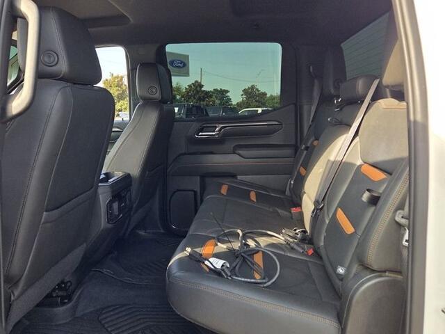 2022 GMC Sierra - $39,598