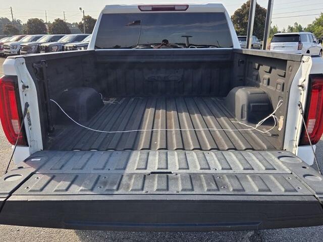 2022 GMC Sierra - $39,598