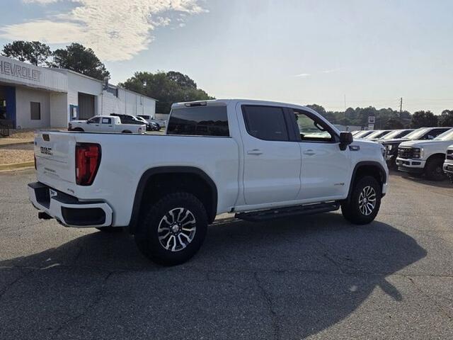 2022 GMC Sierra - $39,598