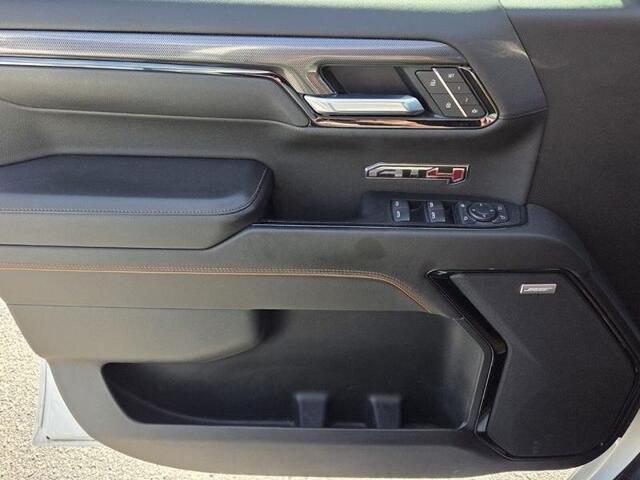 2022 GMC Sierra - $39,598