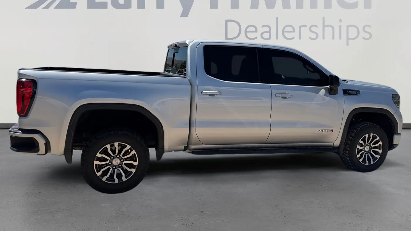 2022 GMC Sierra 1500 AT4