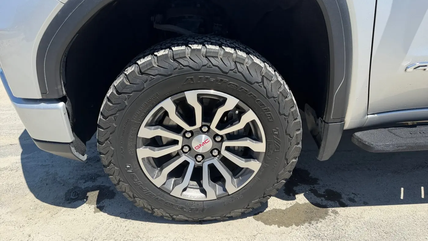 2022 GMC Sierra 1500 AT4