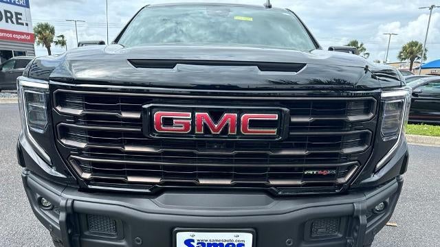 2025 GMC Sierra 1500 AT4X