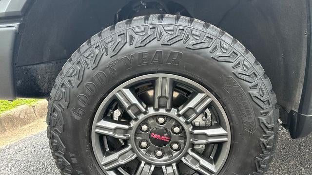 2025 GMC Sierra 1500 AT4X