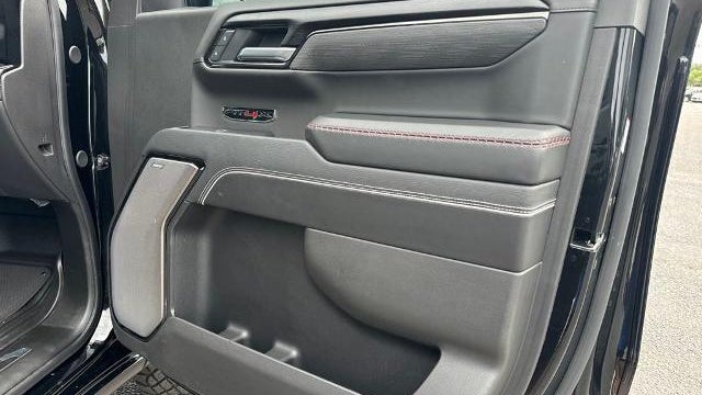 2025 GMC Sierra 1500 AT4X