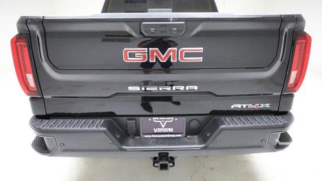 2025 GMC Sierra 1500 AT4X