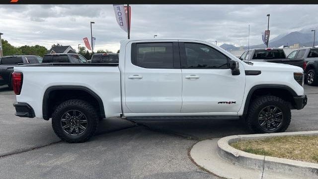 2024 GMC Sierra 1500 AT4X