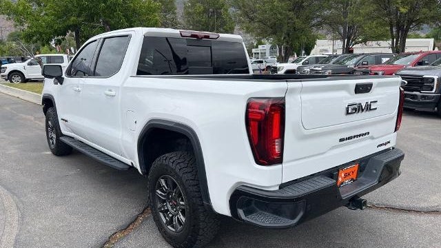 2024 GMC Sierra 1500 AT4X
