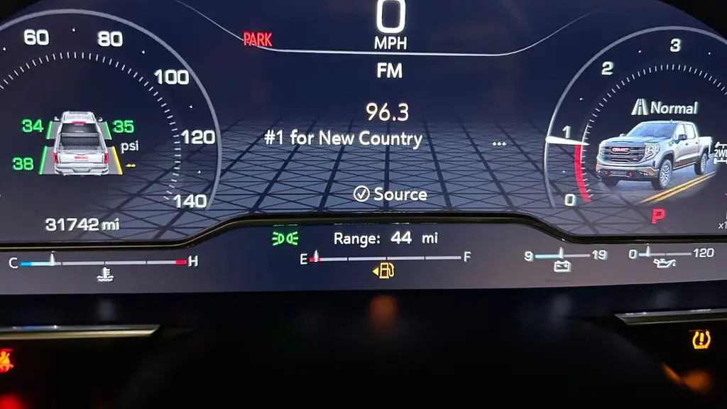 2024 GMC Sierra 1500 AT4X