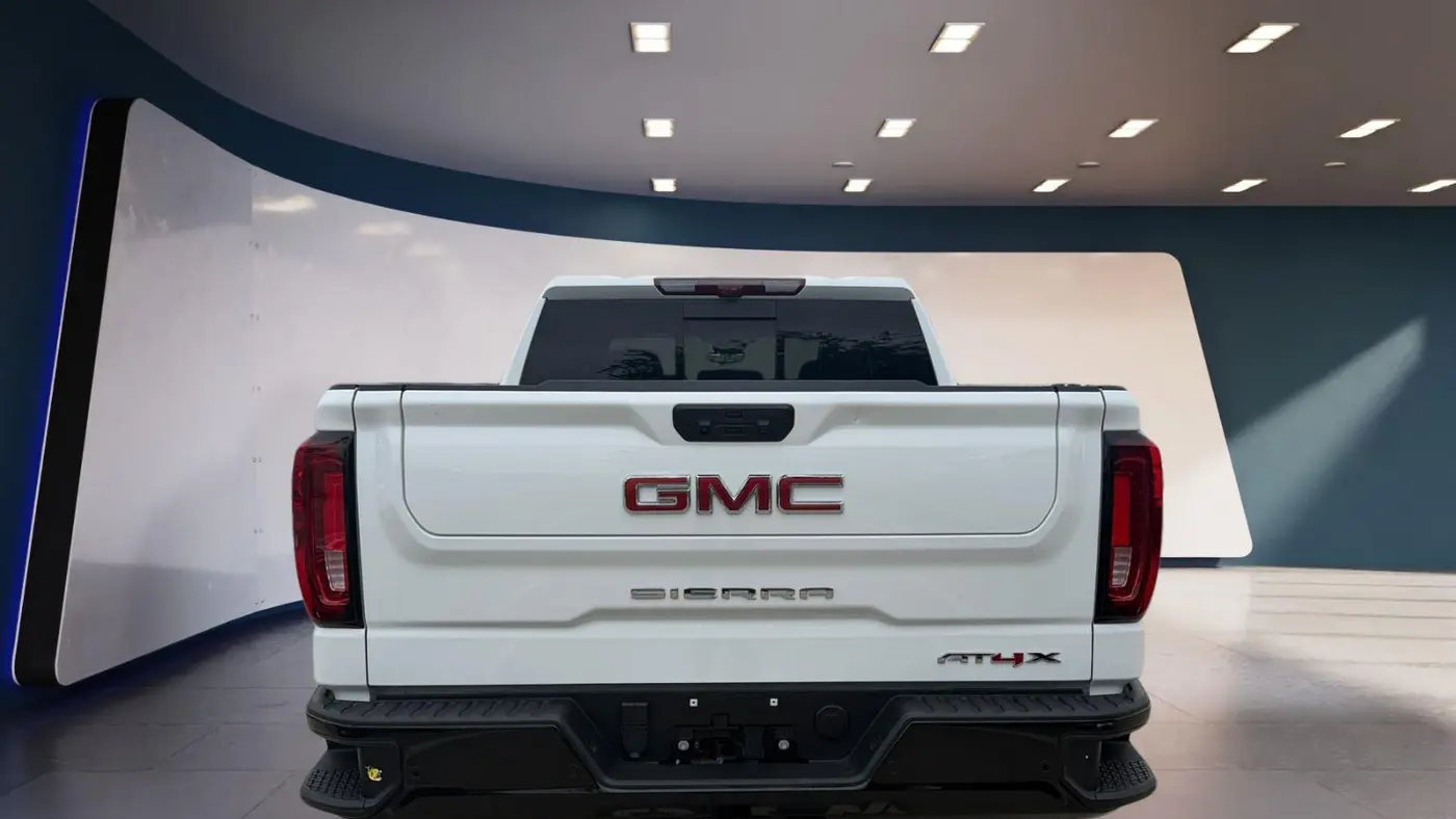 2025 GMC Sierra 1500 AT4X