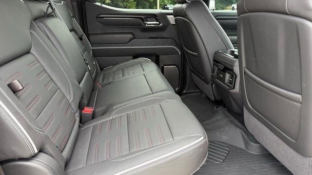 2025 GMC Sierra 1500 AT4X