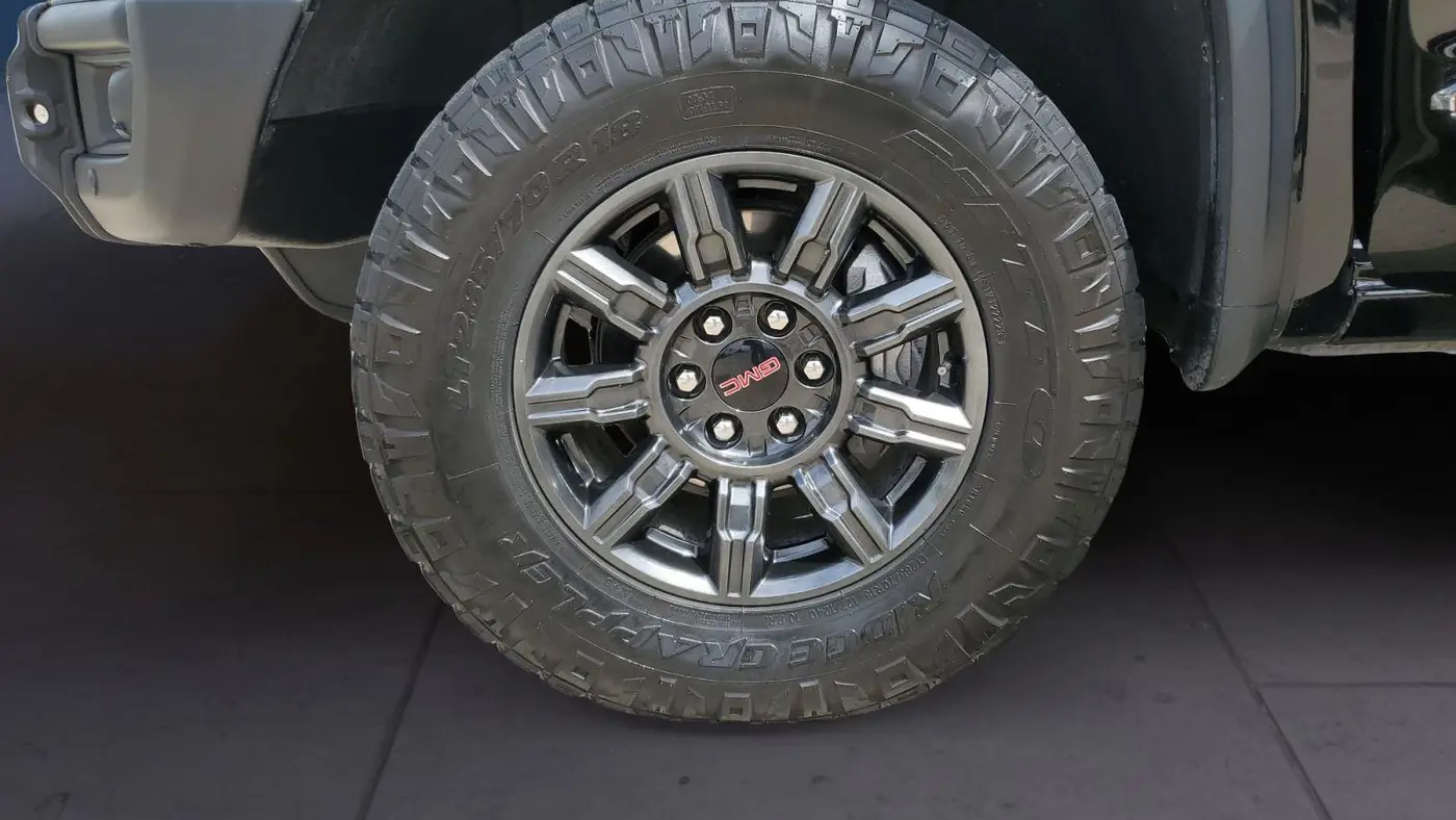 2024 GMC Sierra 1500 AT4X