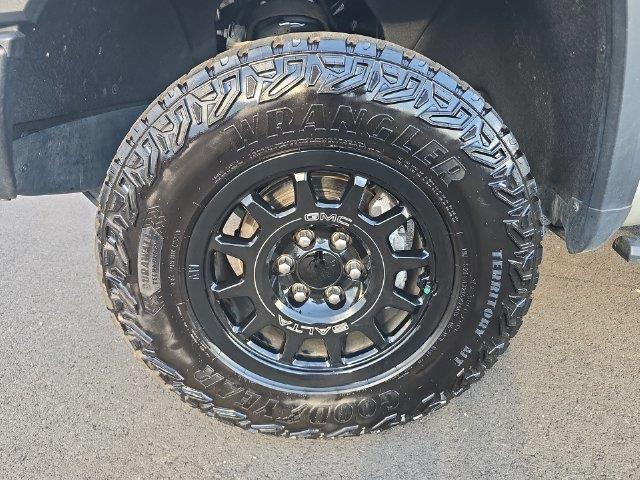 2025 GMC Sierra