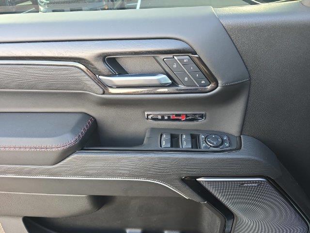 2025 GMC Sierra