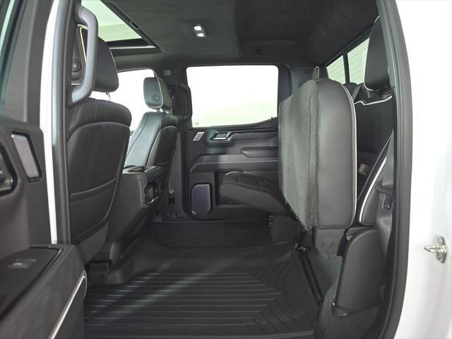 2022 GMC Sierra - $45,999