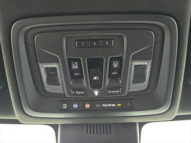 2022 GMC Sierra - $45,999