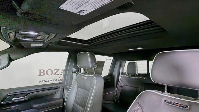 2024 GMC Sierra 1500 AT4X