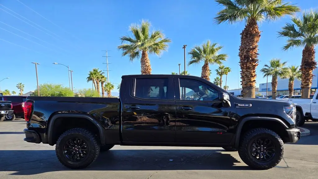 2023 GMC Sierra 1500 AT4X