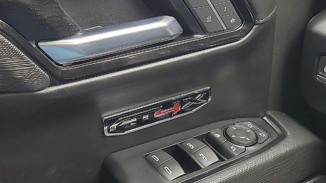 2022 GMC Sierra 1500 AT4X