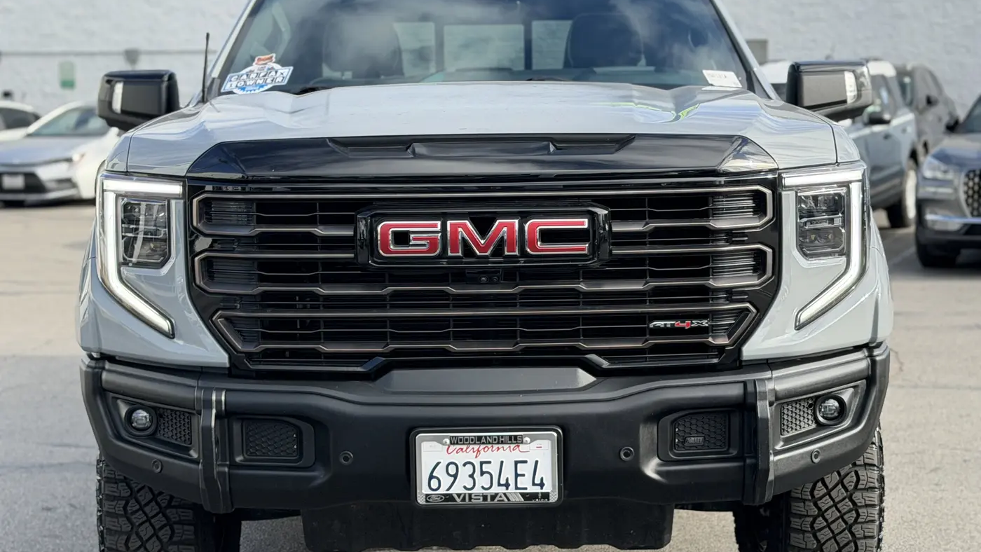 2024 GMC Sierra 1500 AT4X