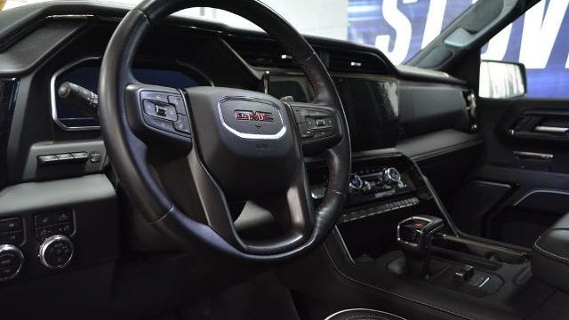 2023 GMC Sierra 1500 AT4X