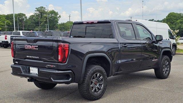 2024 GMC Sierra 1500 AT4X