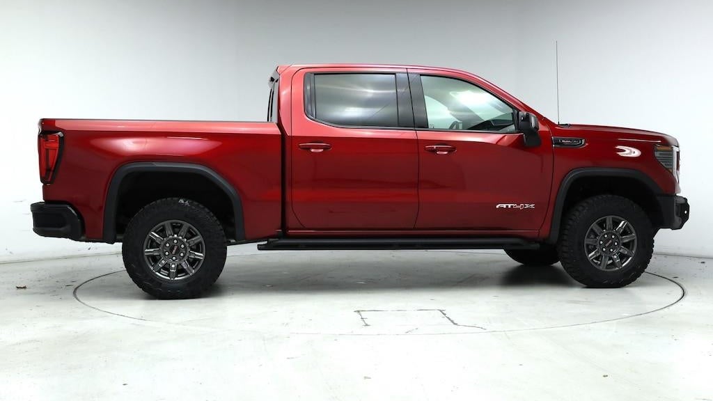 2025 GMC Sierra 1500 AT4X