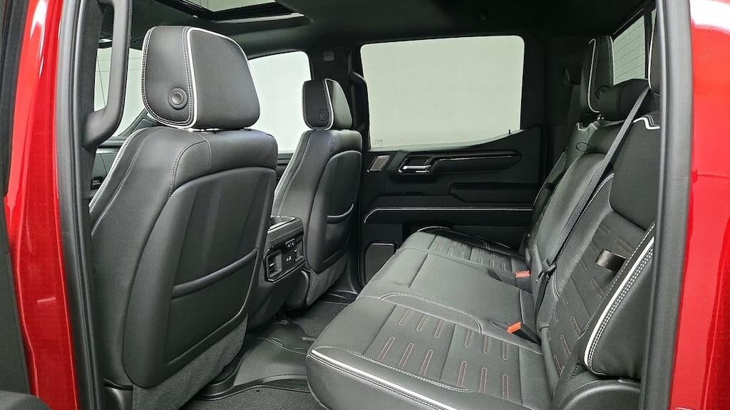 2025 GMC Sierra 1500 AT4X