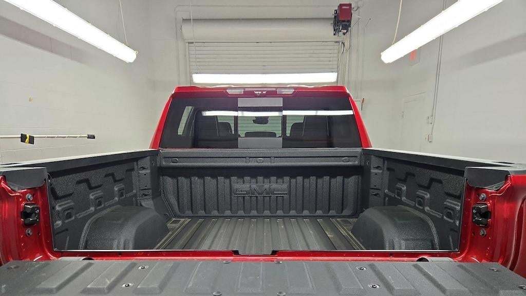 2025 GMC Sierra 1500 AT4X