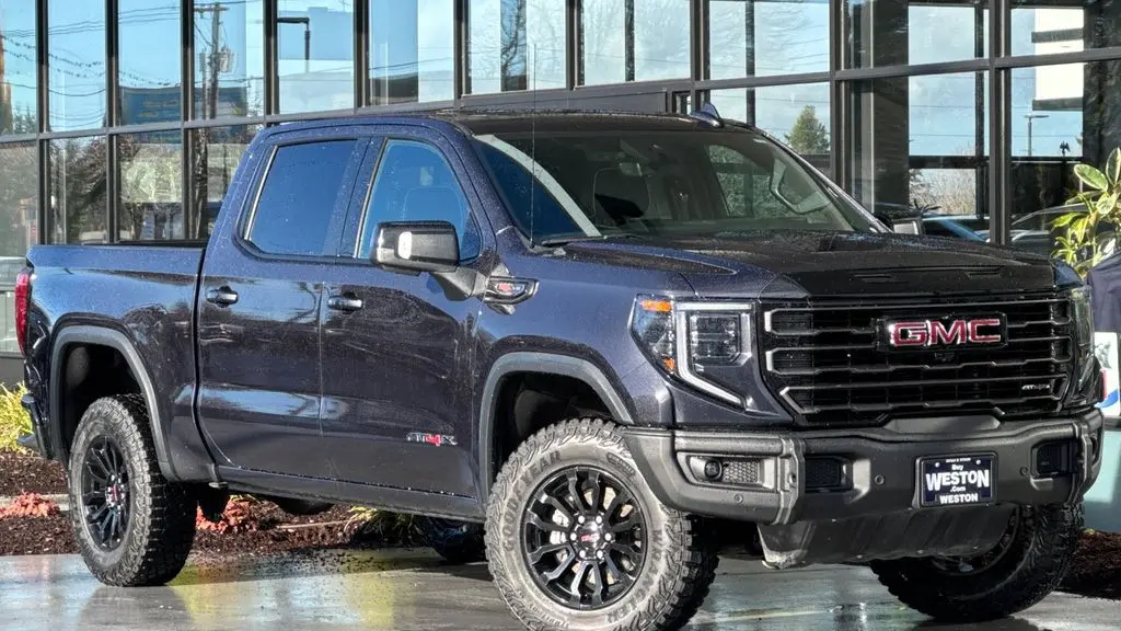 2023 GMC Sierra 1500 AT4X