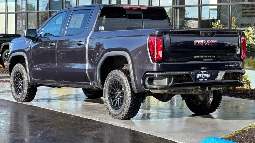 2023 GMC Sierra 1500 AT4X